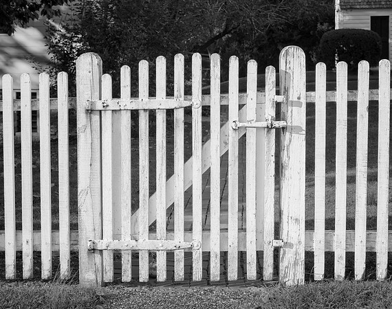 Picket Fence #3, Williamsburg, 2015